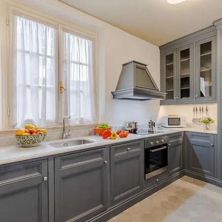 Gimber Smart And Luxury 2 Bedrooms 2 Bathrooms Apartment *